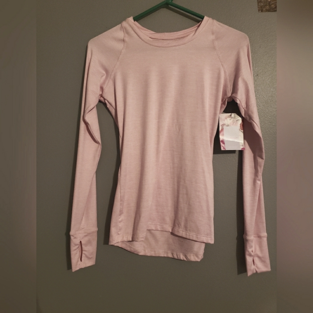 NWT Fleo Foundation long sleeve